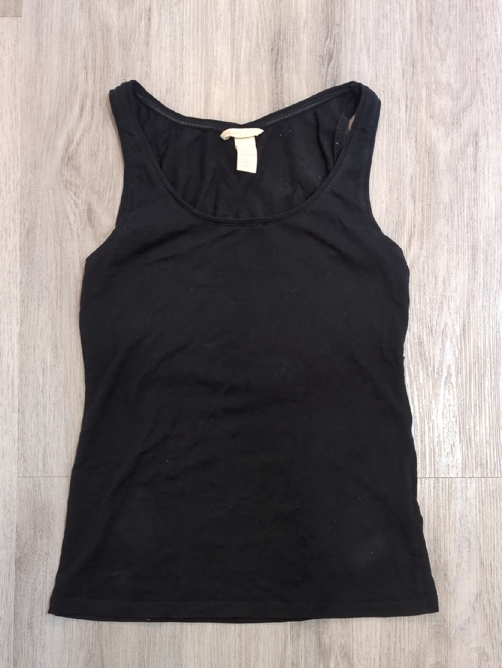 ✨3/$20✨ H&M Classic Black Scoop Tank Top - Size Small